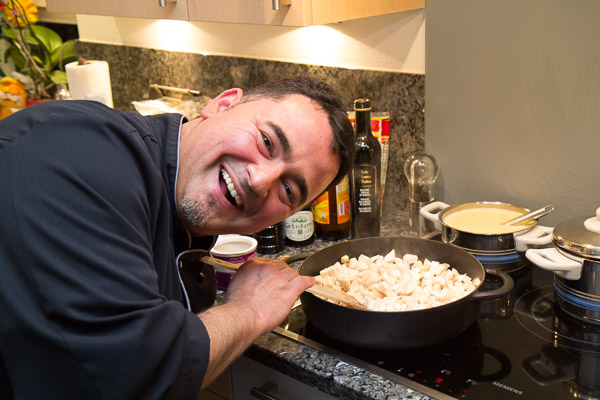 Medaillon von der Lotte 
im Wasabi-Honigmantel
mit gebratenen Kräuterseitlinge in Kürbiskernöl
